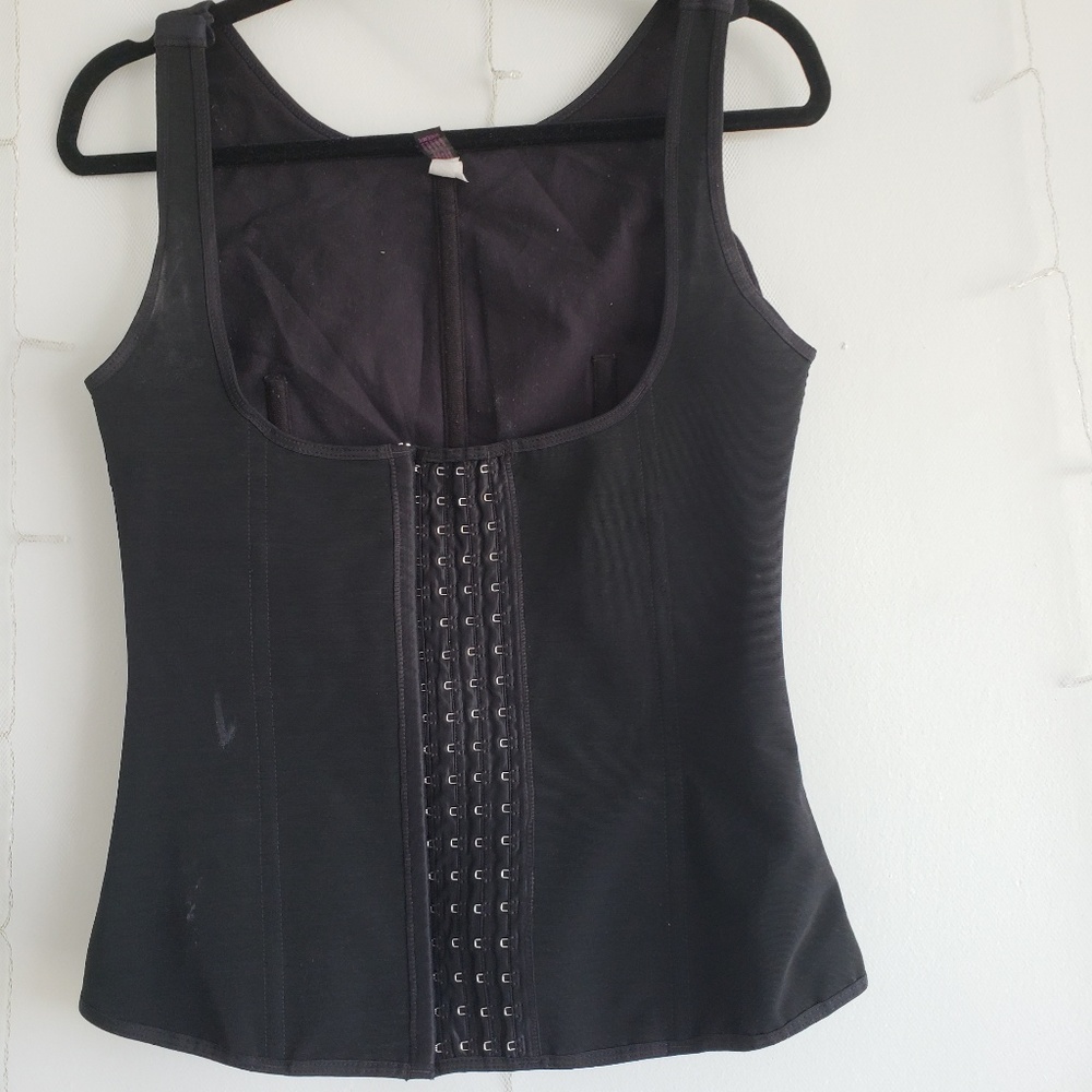 Vanna belt V-vest waist and back trainer size